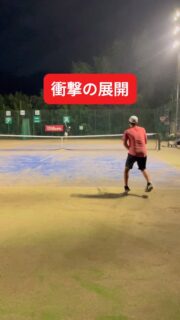 衝撃の展開です（笑）
2人ともナイスです👍（笑）

 #テニスクラブ #テニス #テニススクール#イベントレッスン #ジュニアテニス