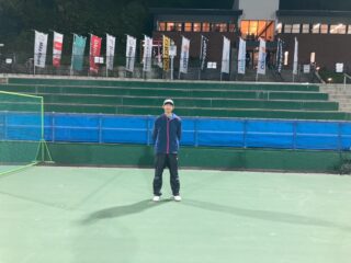 ユウマ❗️

慶應チャレンジャー🎾
出場🎵

ユウマにＷＣをくださった大会関係の皆様、ありがとうございました‼️

ユウマは、今後目指すところが明確に感じ取れたようです😊
あの錦織圭選手も出場していた試合だったので、羨ましいほどです🎵

今後、ユウマが今大会で活躍出来る選手になる為に、私もユウマと共に精進していこうと思いました😊

ユウマ‼️ありがとう😊

 #テニスクラブ #テニス #テニススクール#イベントレッスン #ジュニアテニス